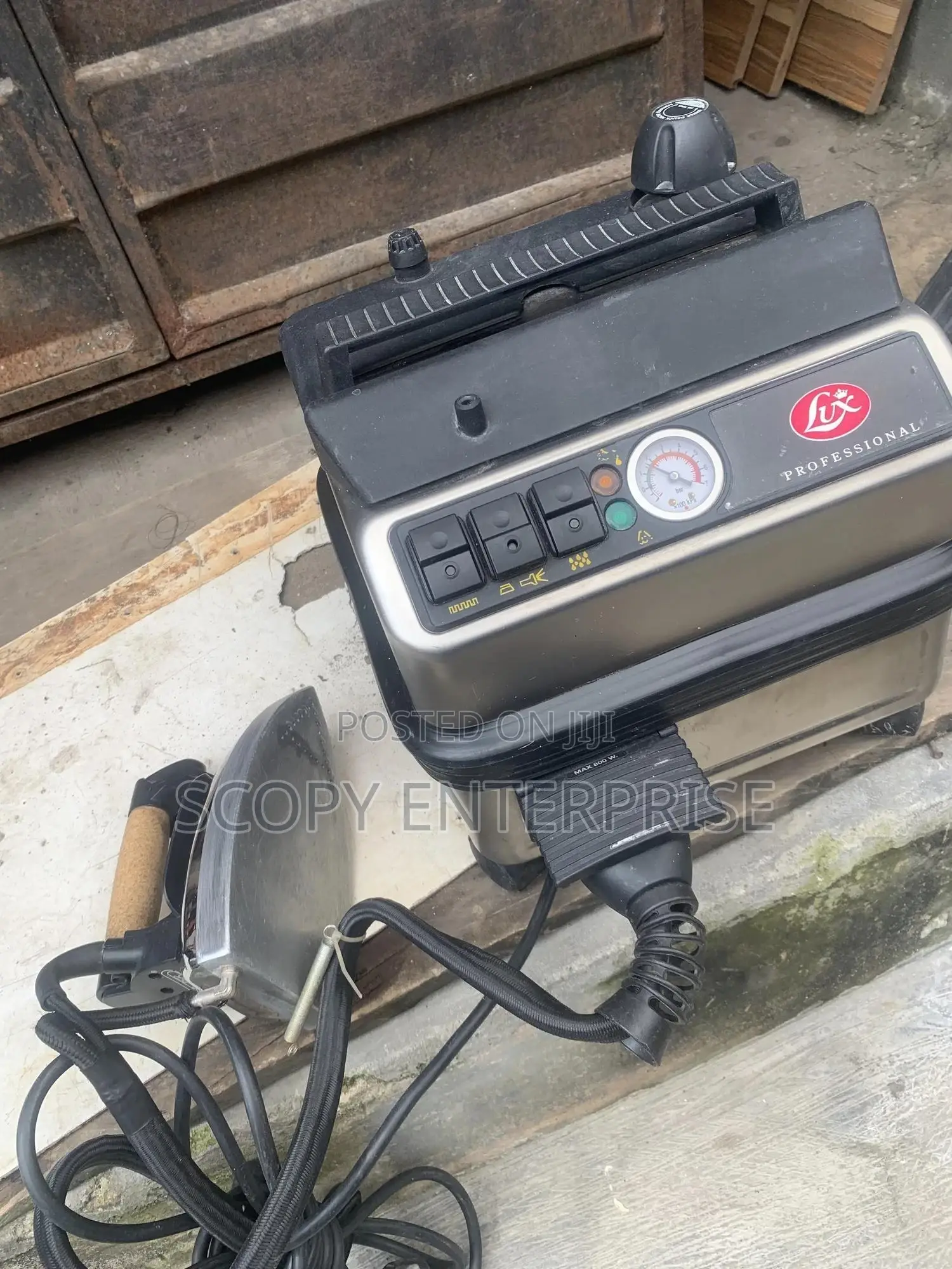 4.5liters Industrial Steam Iron