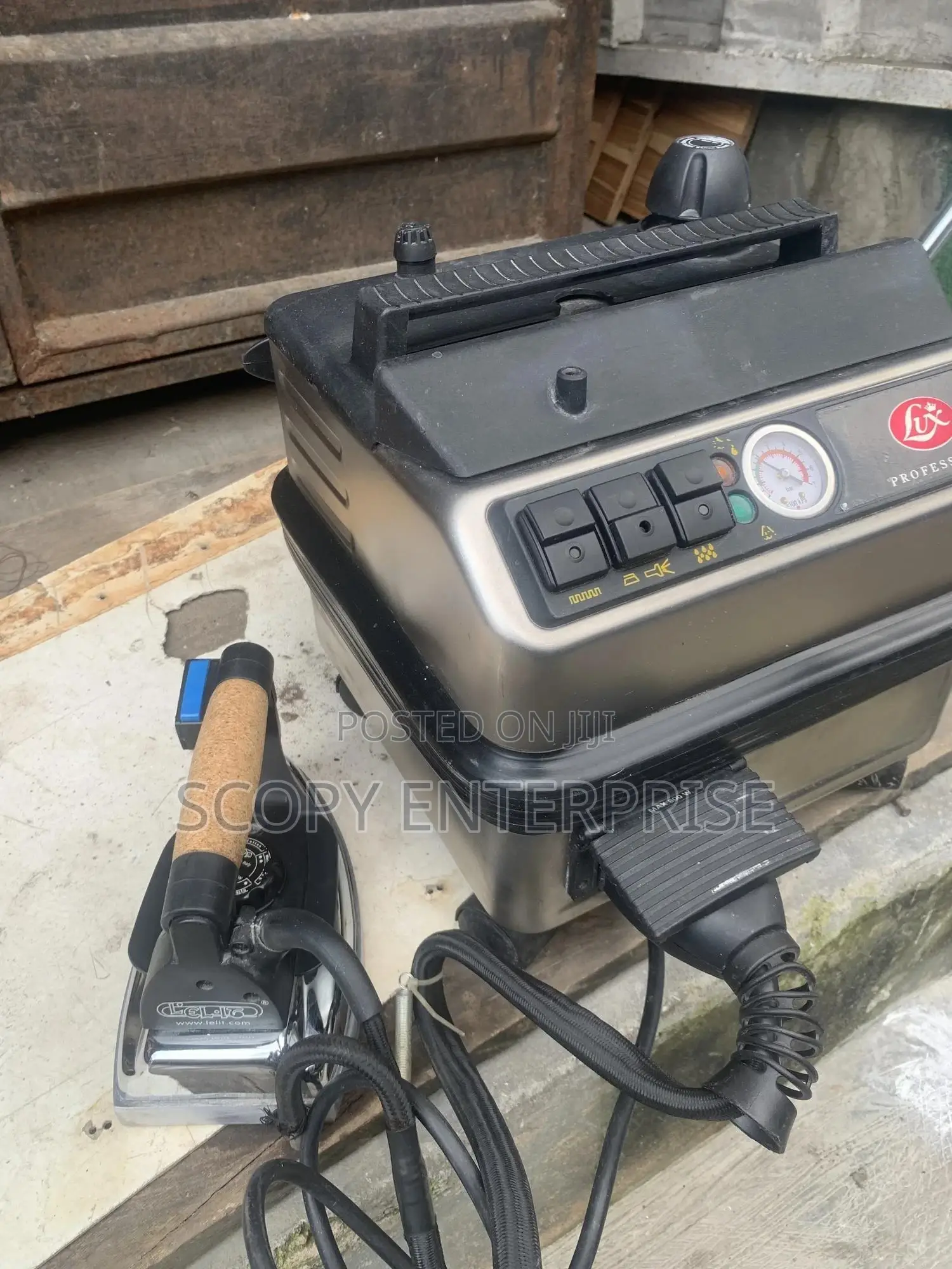 4.5liters Industrial Steam Iron
