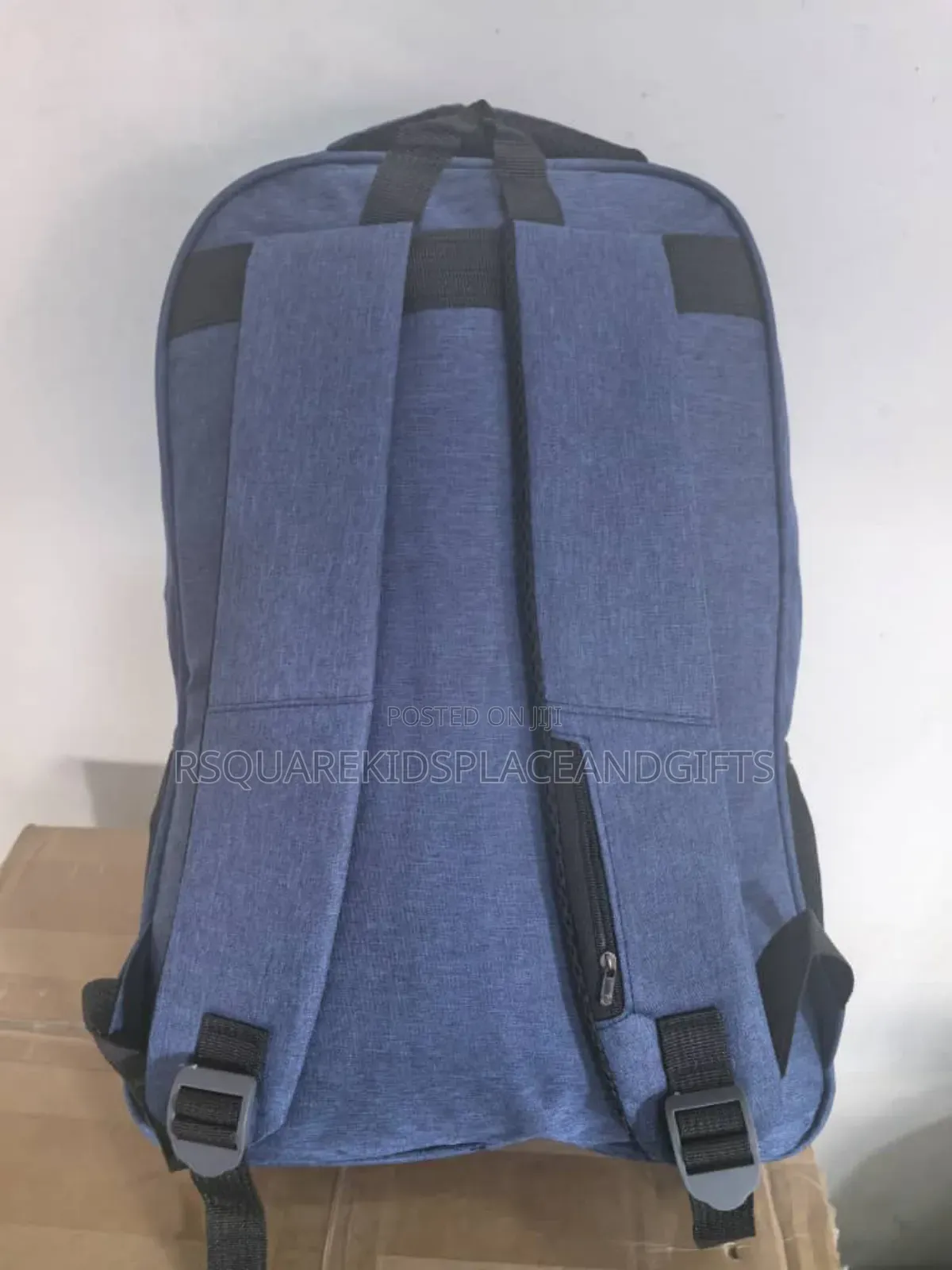 18 Inches Laptop Bag With Usb Pot for Souvenir