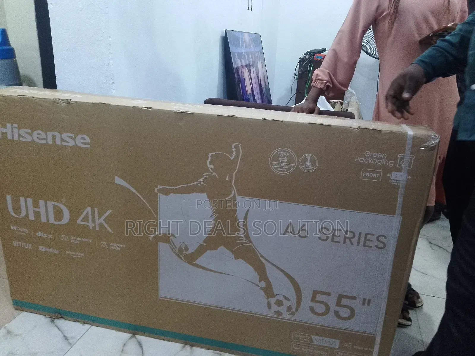 Cinematic Bliss: Hisense 55" Uhd Smart Tv Collection