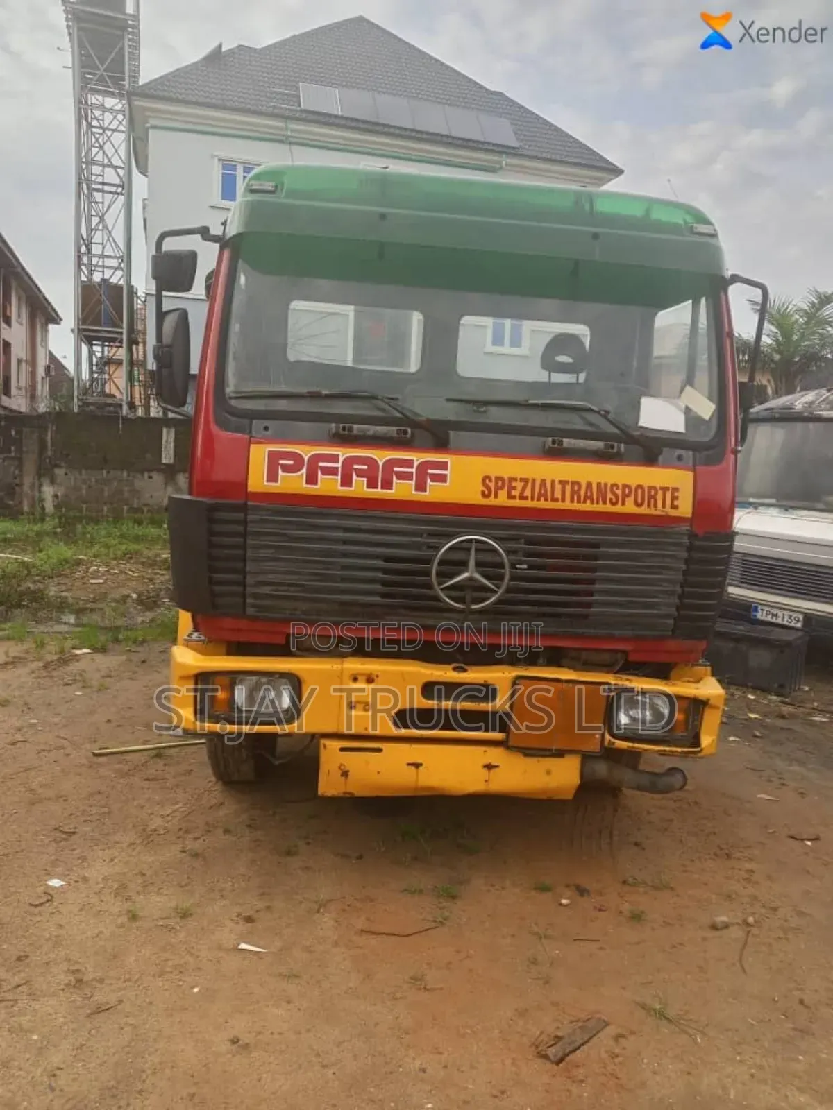 Mercedes Benz 1417 1998 Red
