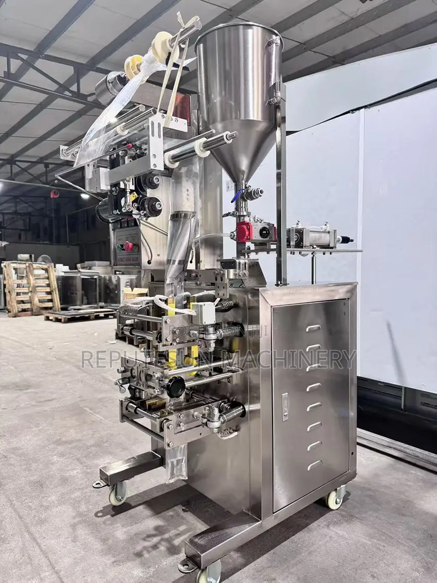 Four-Side Sealing Packaging Machine for Vegan Meat