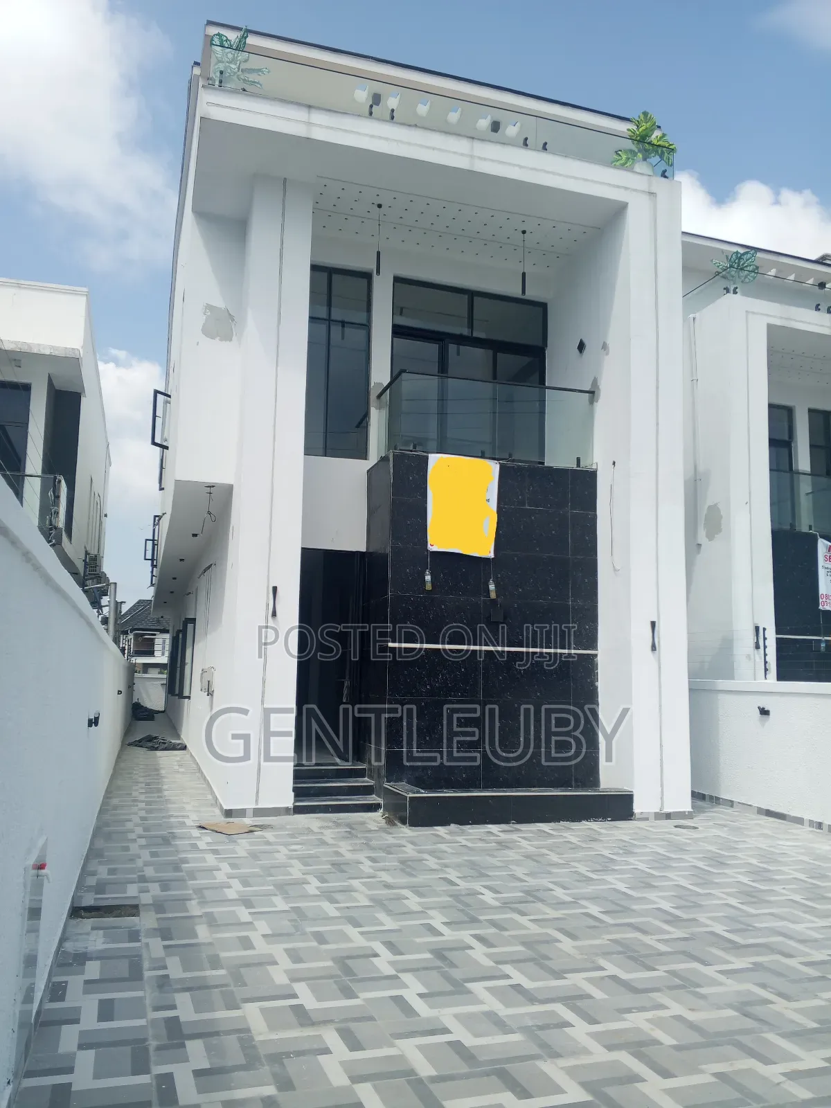 5bdrm Duplex in Royal Pine, Lekki Phase 2 for sale