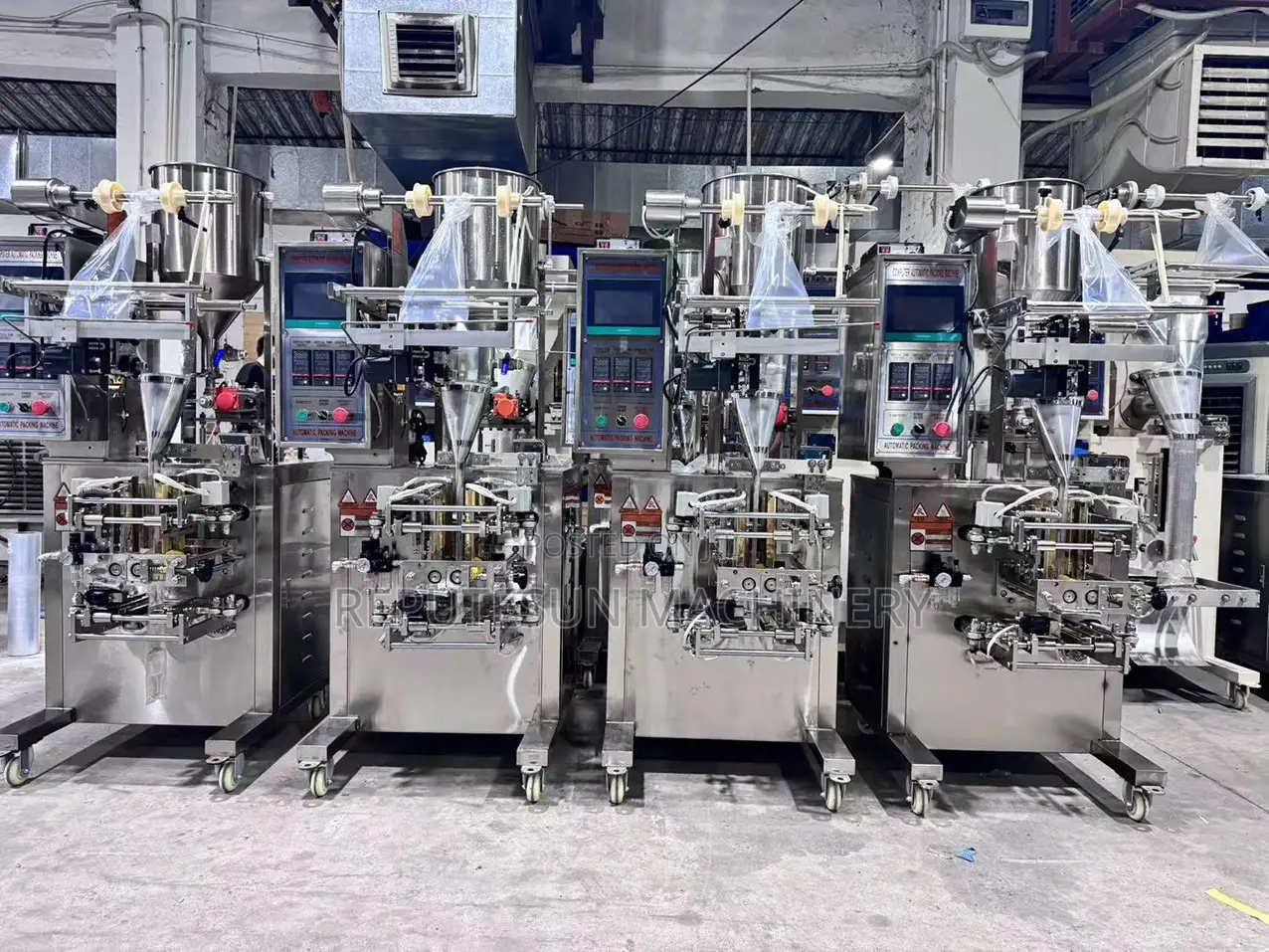 Four-Side Sealing Packaging Machine for Peanut Oil