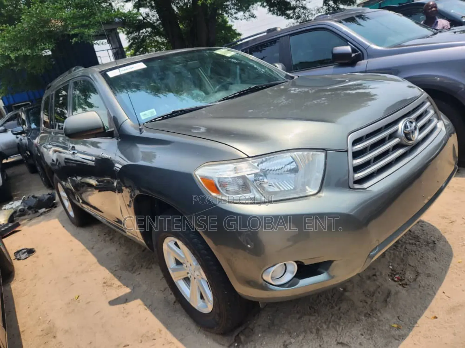 Toyota Highlander Limited 2011 Gray