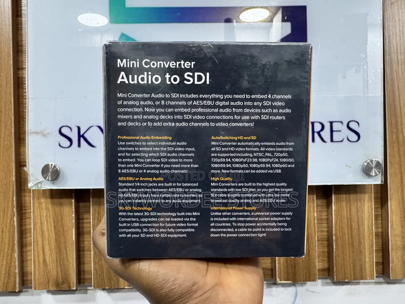 Blackmagic Audio to Sdi Mini Converter