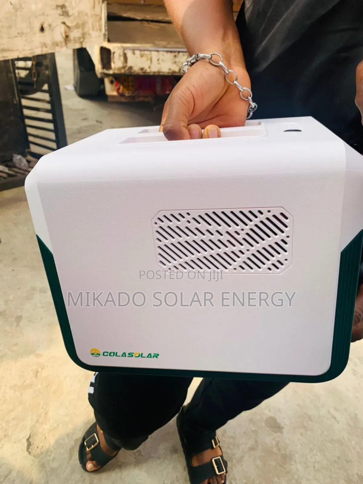 Colasolar 1kwh Pro Portable Solar Generator – Reliable Power Anywhere!