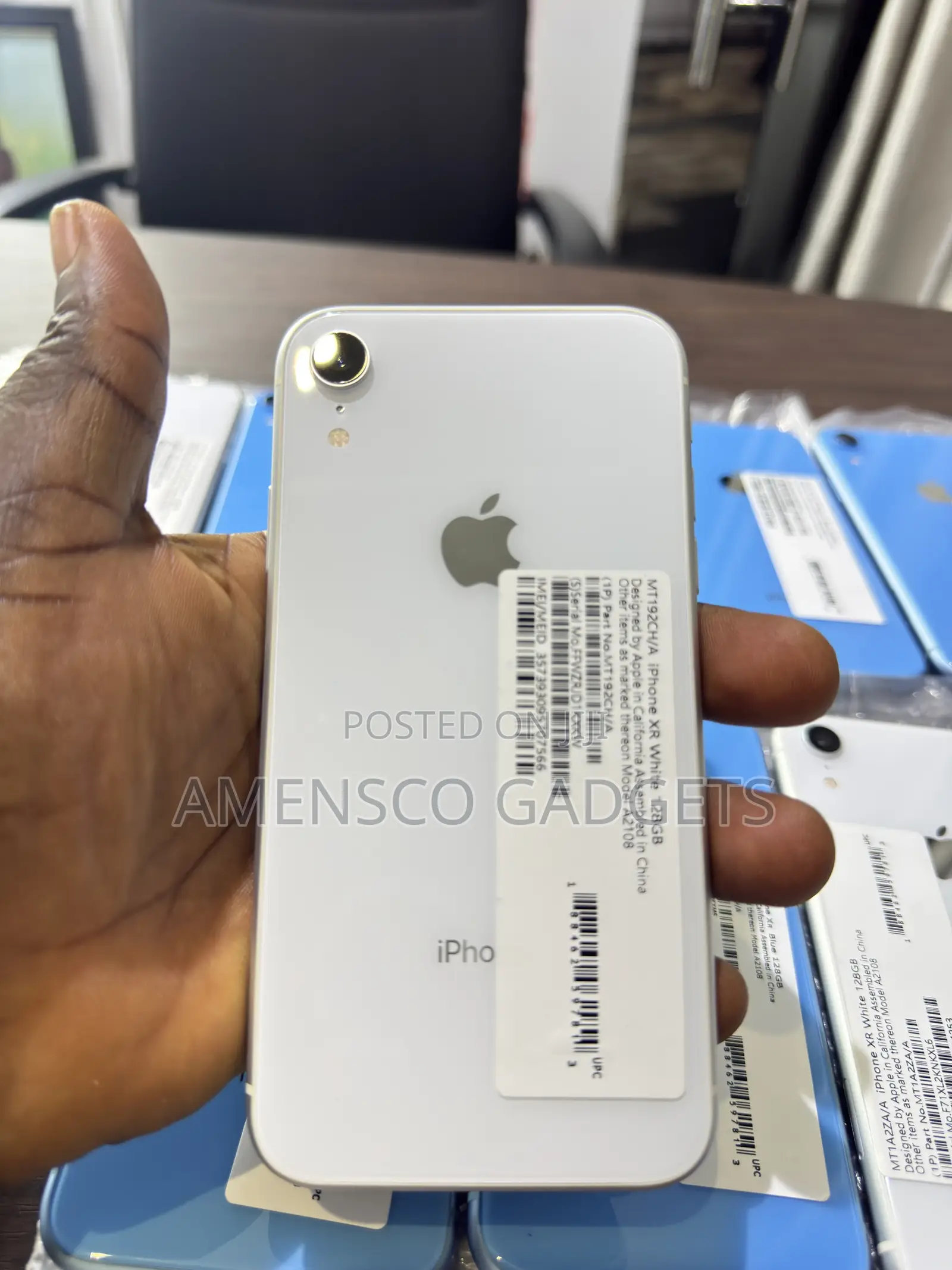 Apple iPhone XR 128 GB White