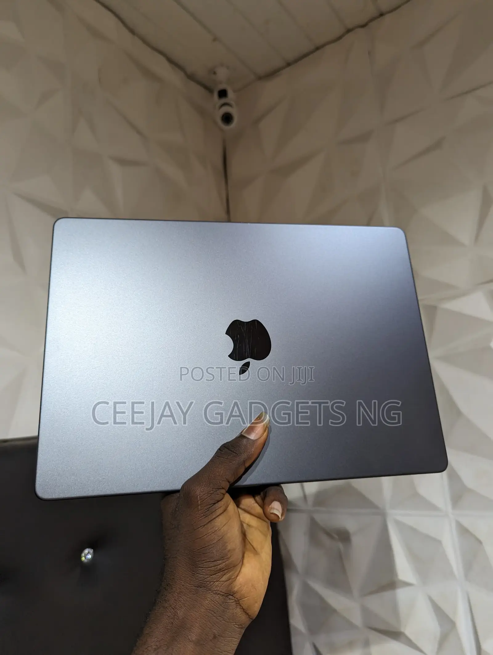 Laptop Apple MacBook Pro 2024 M4 14-inch 16GB Apple M4 SSD 512GB