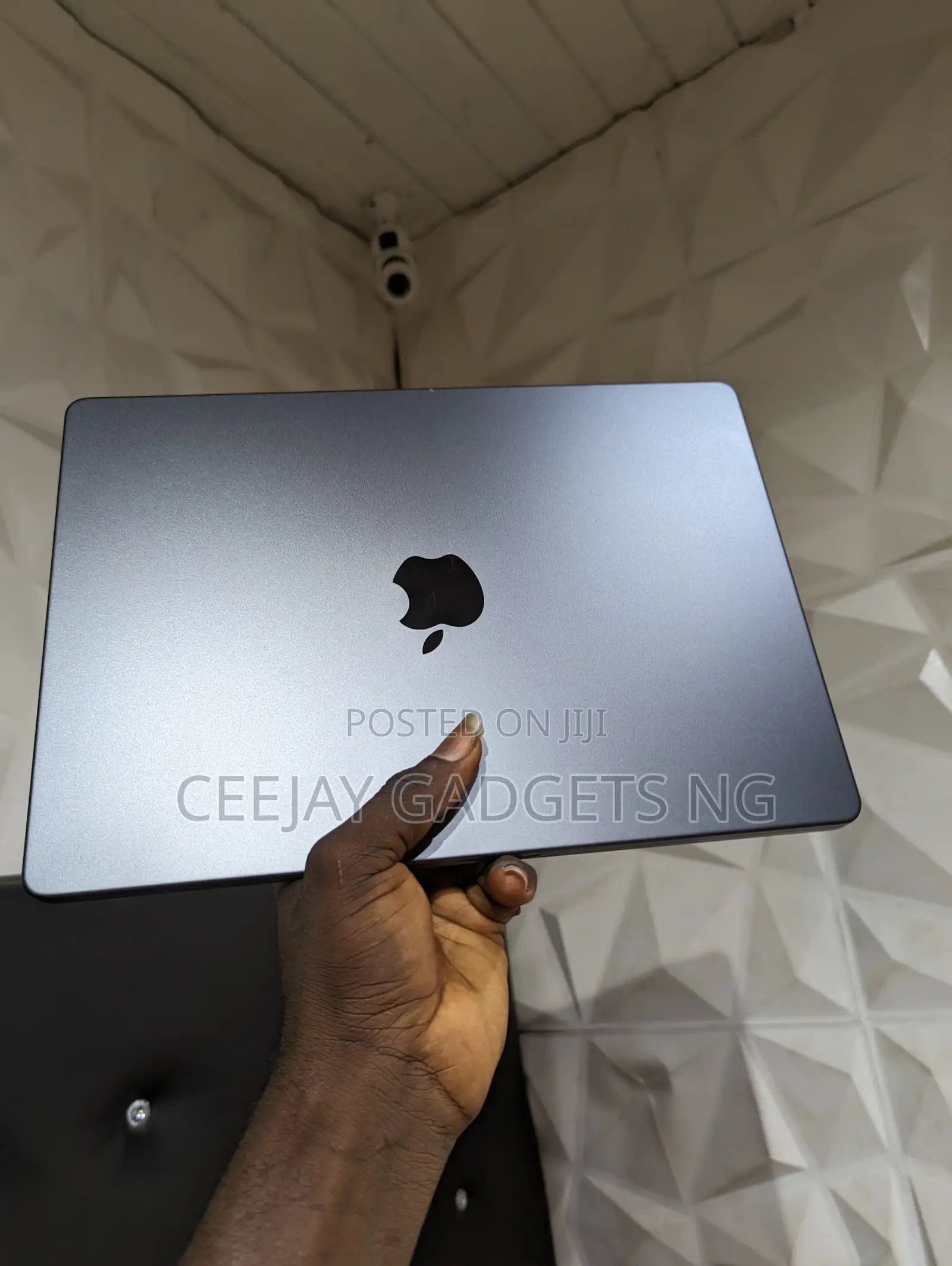 Laptop Apple MacBook Pro 2024 M4 14-inch 16GB Apple M4 SSD 512GB