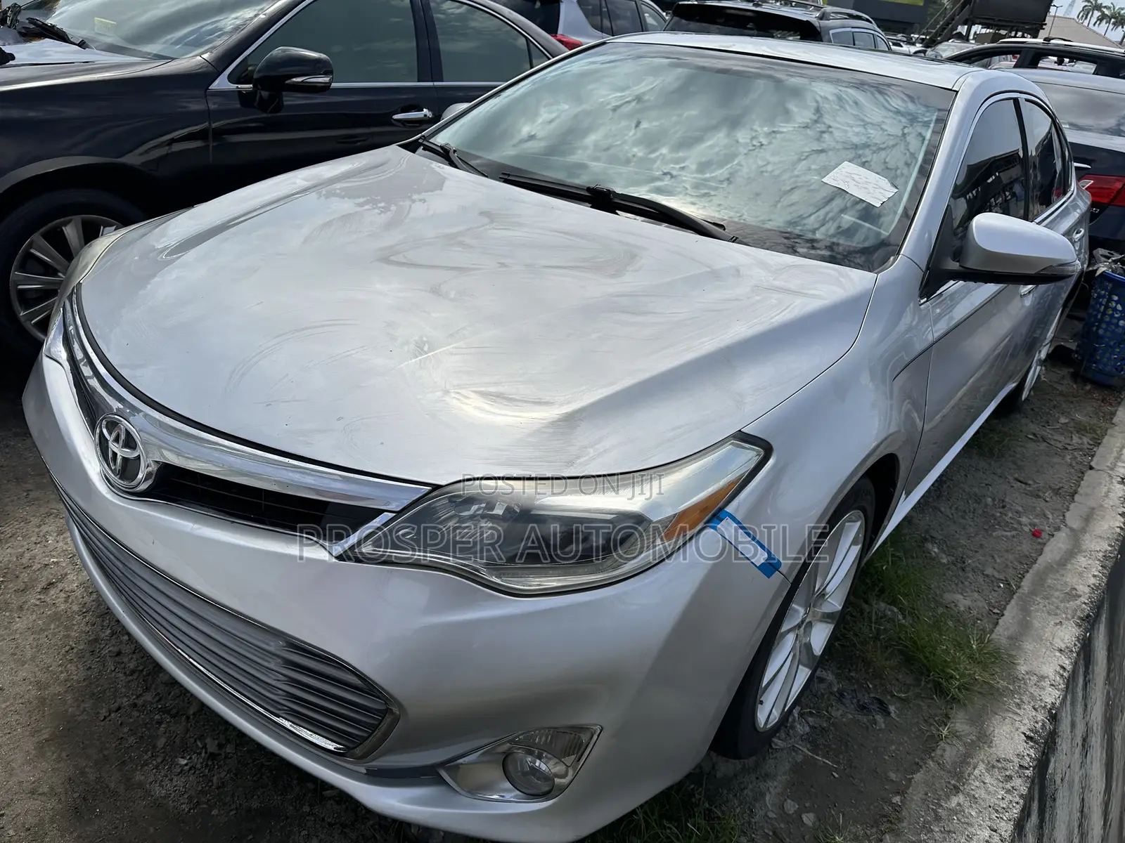 Toyota Avalon Limited Sedan FWD (3.5L 6cyl 6A) 2013 Silver