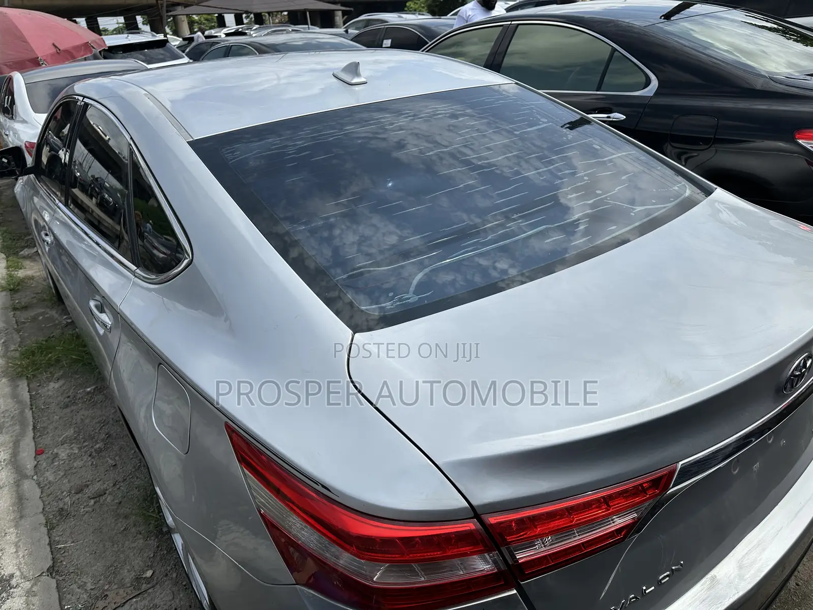 Toyota Avalon Limited Sedan FWD (3.5L 6cyl 6A) 2013 Silver
