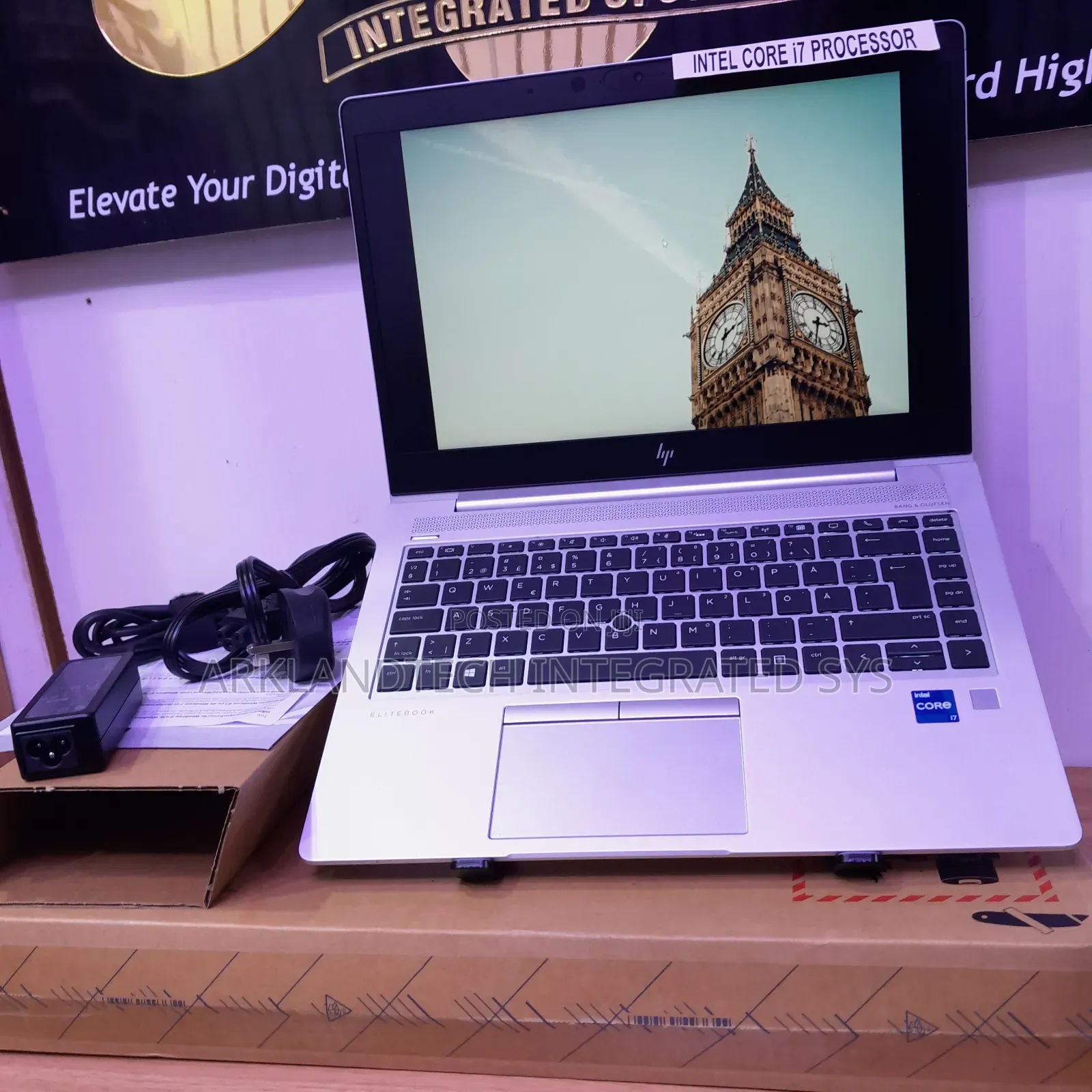 New Laptop HP EliteBook 845 G7 12GB Intel Core I7 SSD 512GB