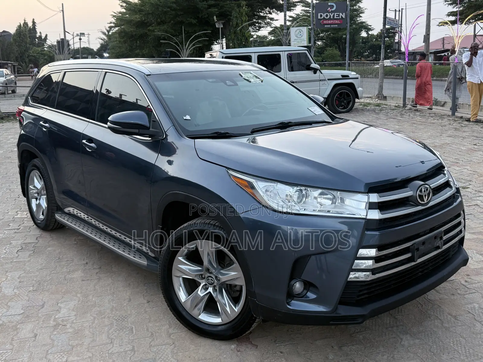 Toyota Highlander Limited 2019 Blue