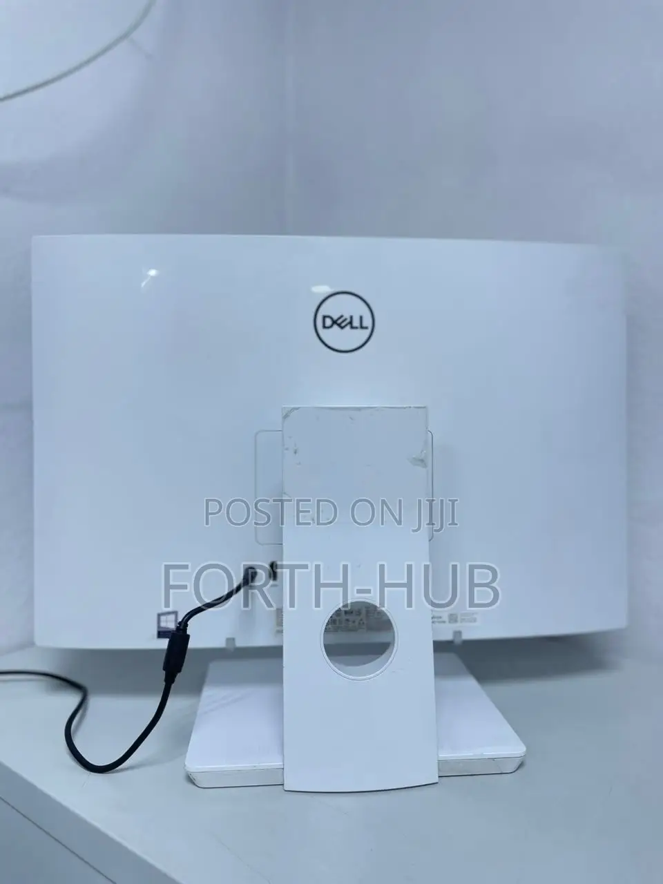 Dell Inspiron 27 All-in-One 8GB Intel Core I5 SSD 256GB