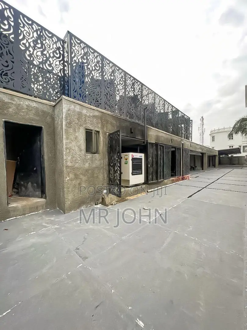 4bdrm Duplex in Ikoyi Owo for rent