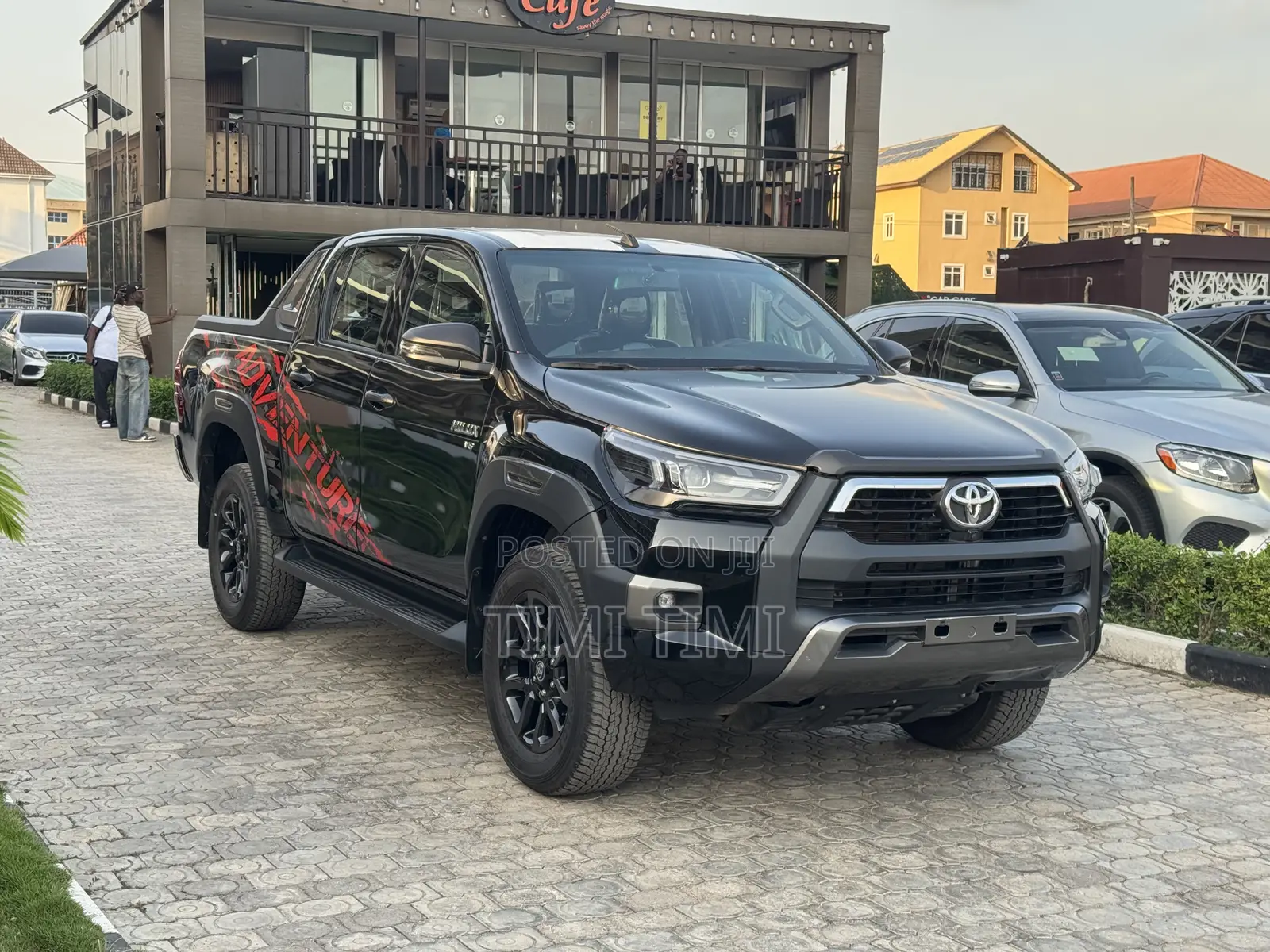 New Toyota Hilux 2025 Black