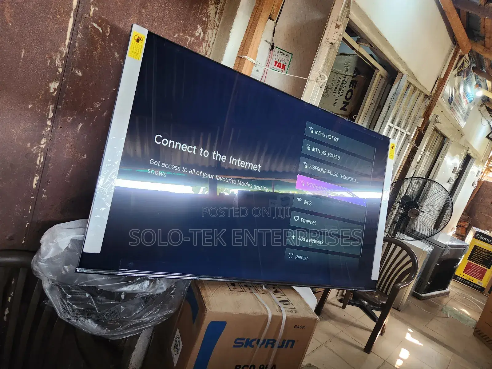 Hisense 65inches