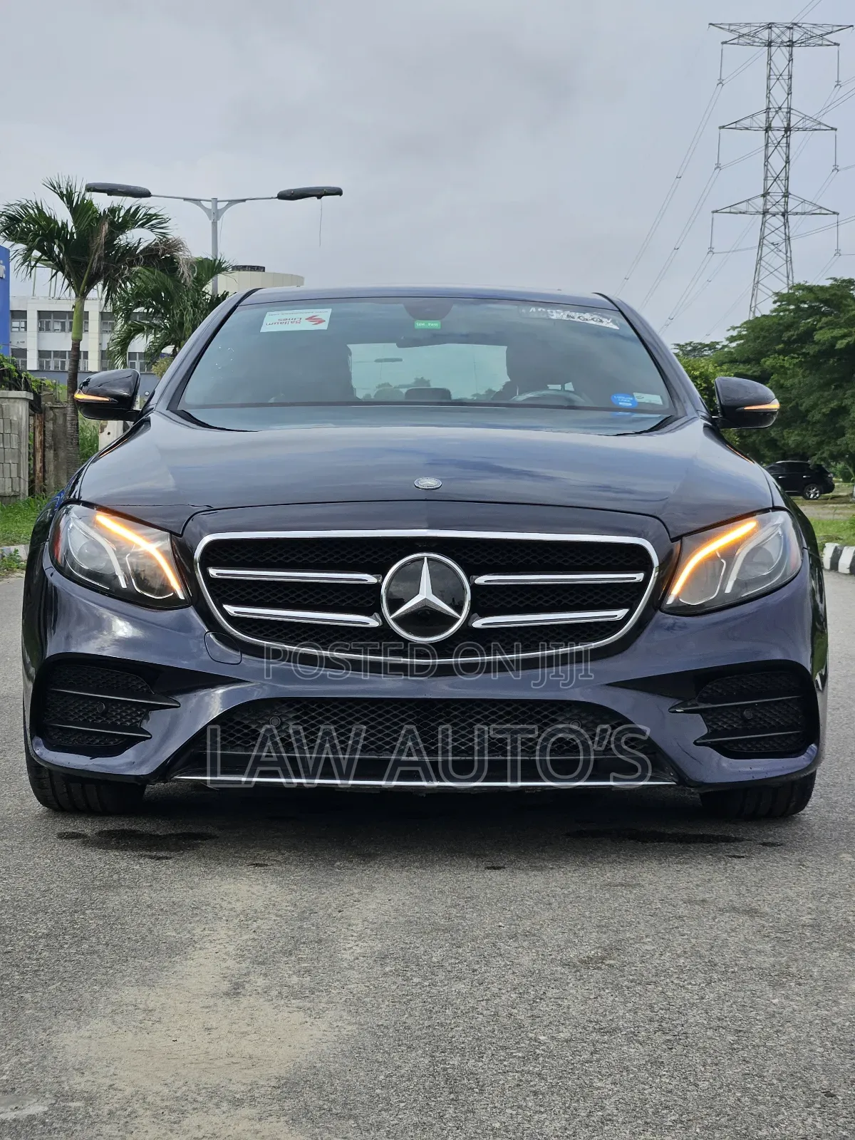 Mercedes-Benz E300 2018 Blue