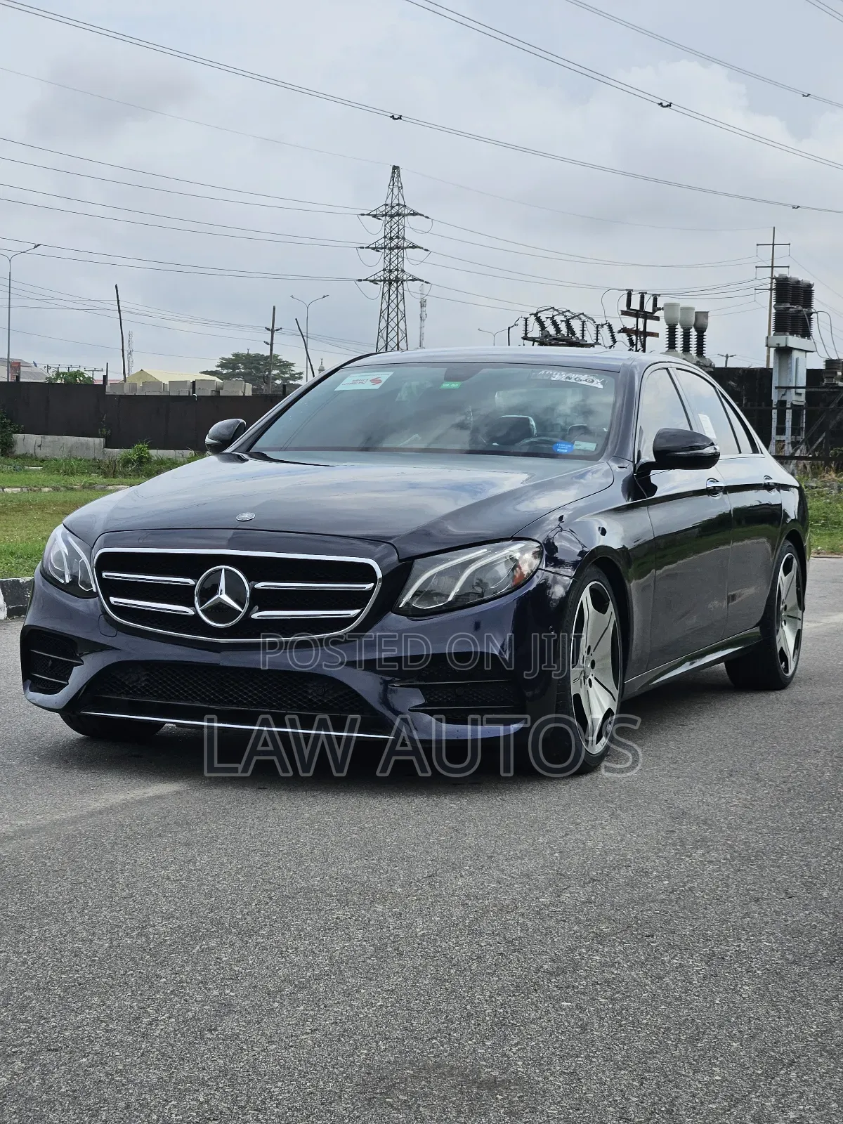 Mercedes-Benz E300 2018 Blue
