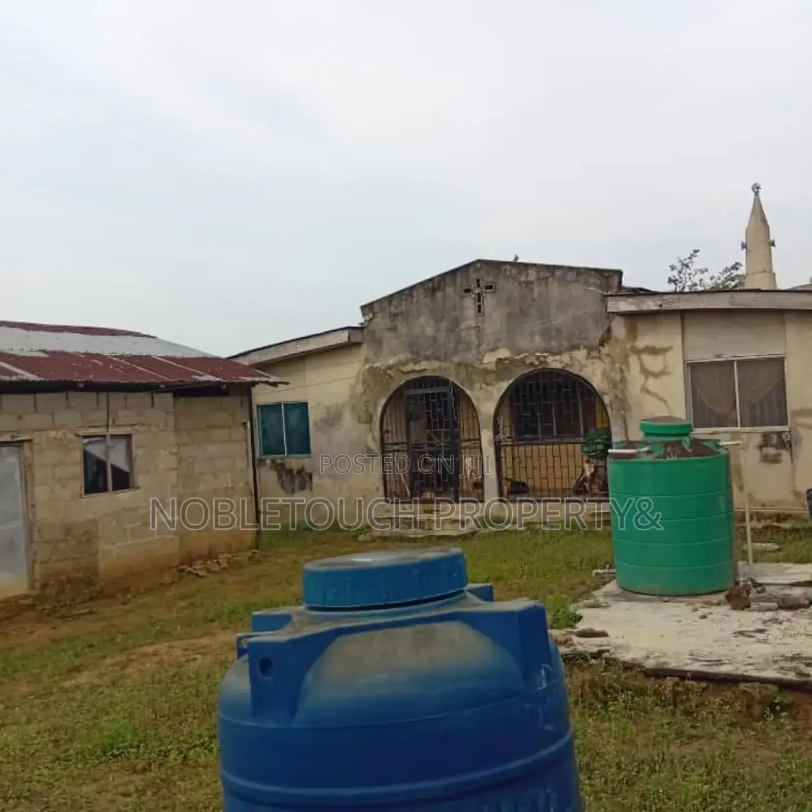 3bdrm Bungalow in Ijegun Ikotun Lagos for sale
