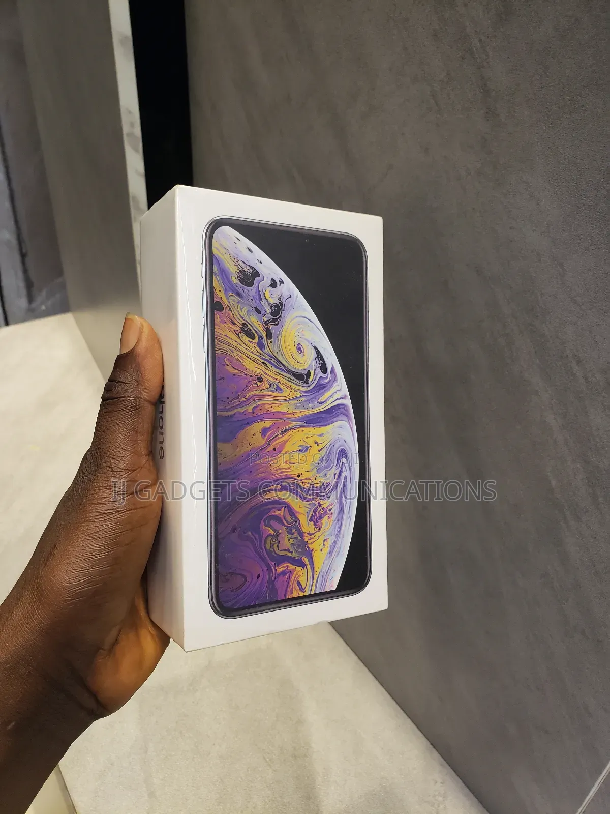 New Apple iPhone XS Max 256 GB Gold