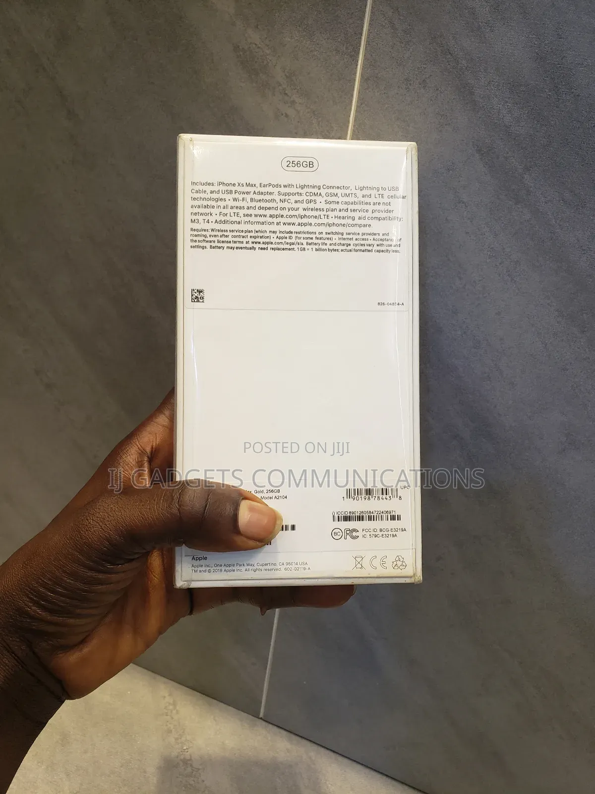 New Apple iPhone XS Max 256 GB Gold