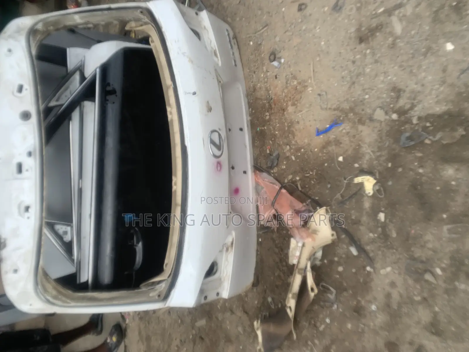 Lexus Rx 350 Empty Booth 013 Model
