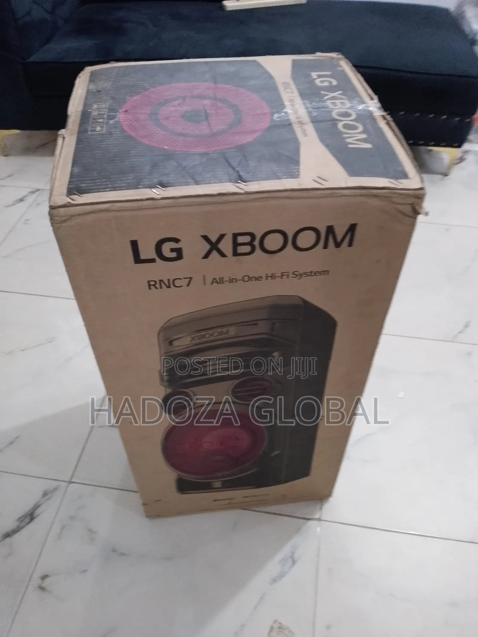 The Lg Xboom Rnc7 With Lighting And Deep Bass