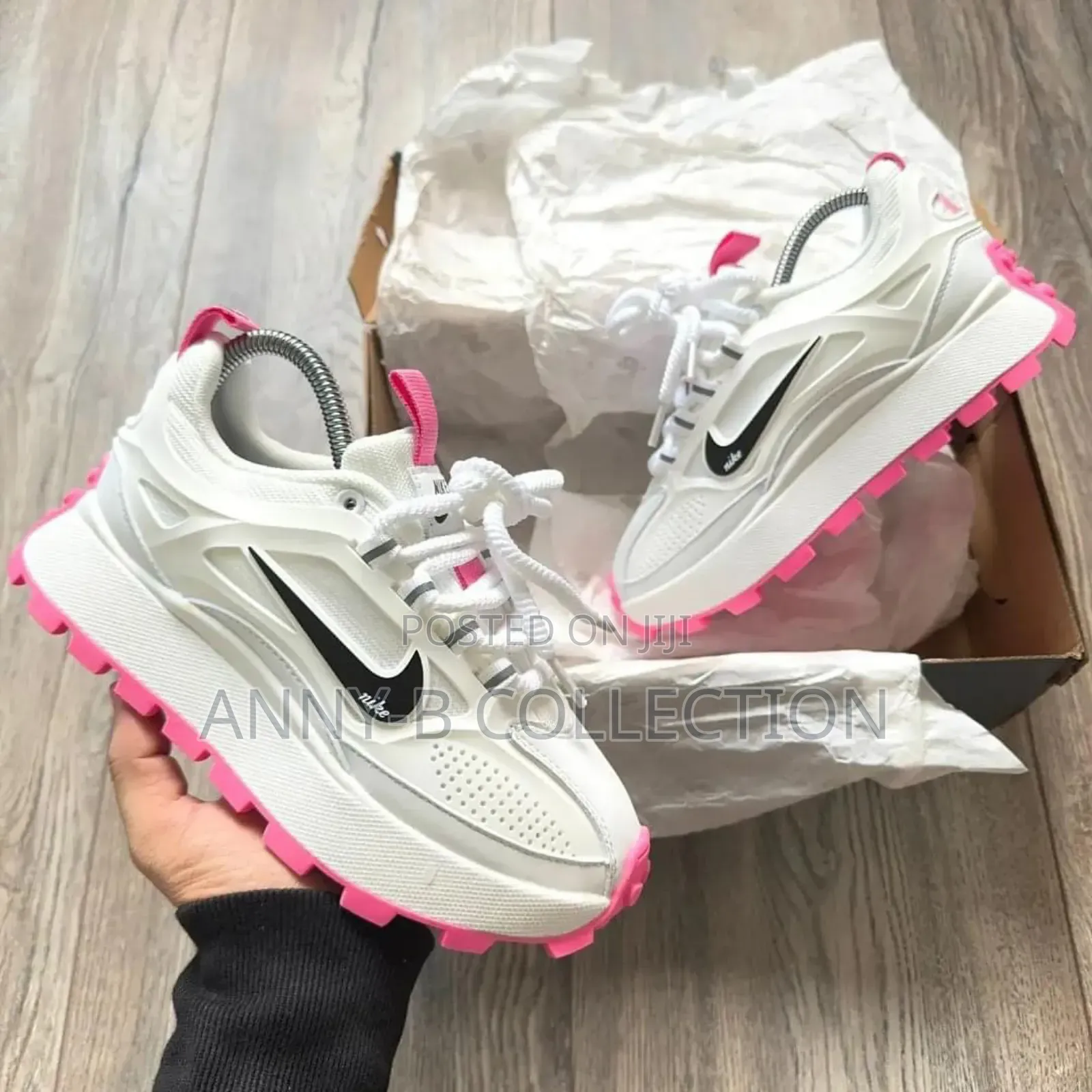 Quality White Nike Sneakers for Ladies