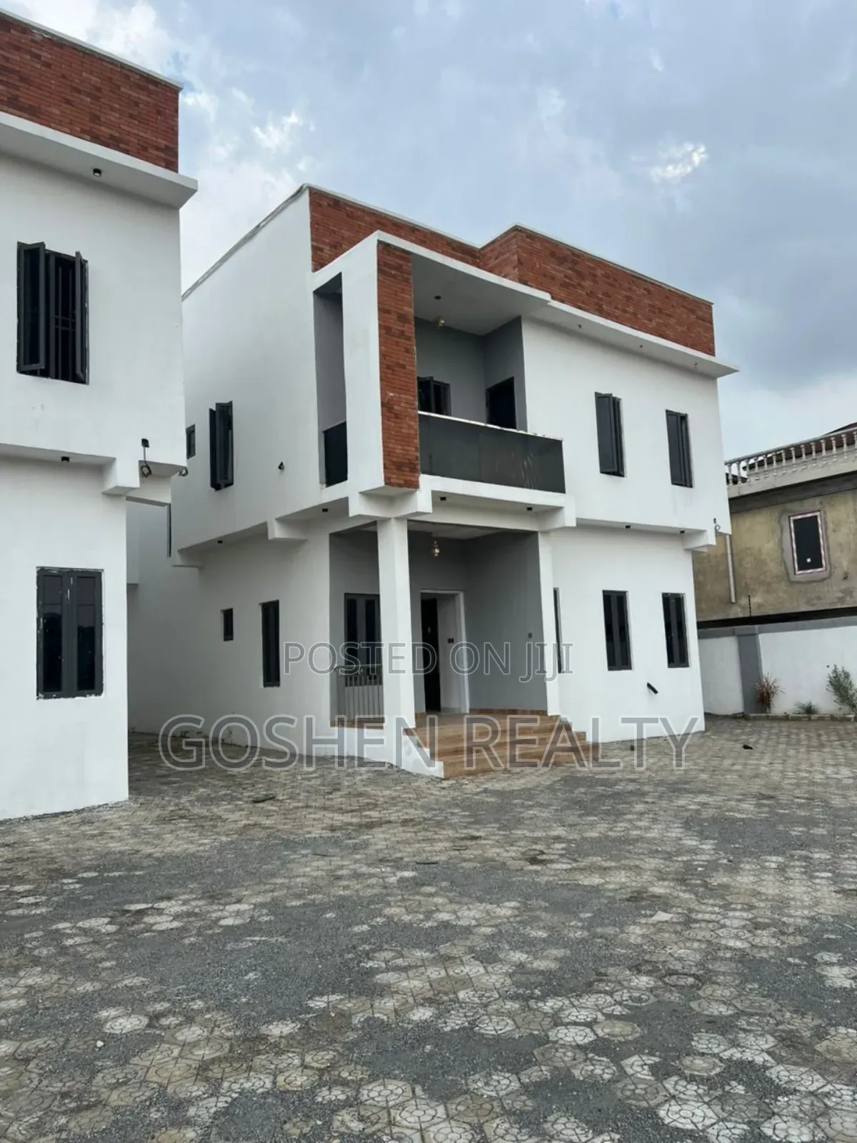 4bdrm Duplex in Guzape Main for sale