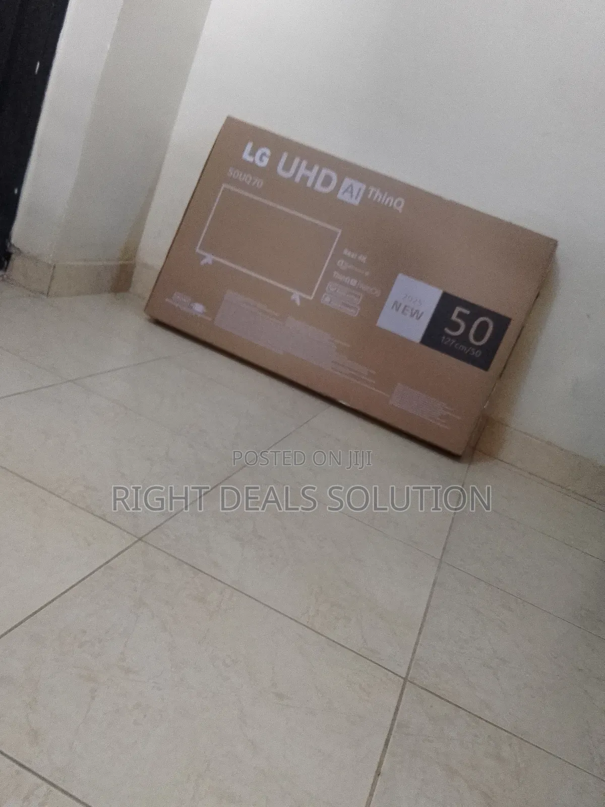 Luxury Lg 50" Oled Smart Television: Gallery Design Mode
