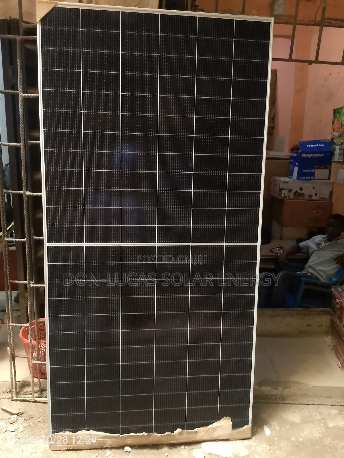 Solar Panels 650w