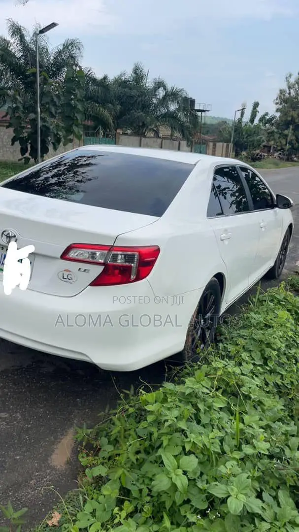 Toyota Camry 2014 White
