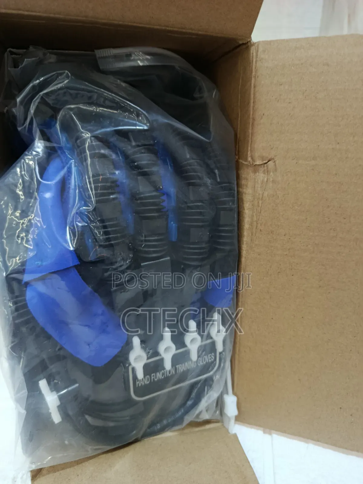 Rehability Robot Gloves Hemiplegia Hand Stroke Recovery Equipment (R)
