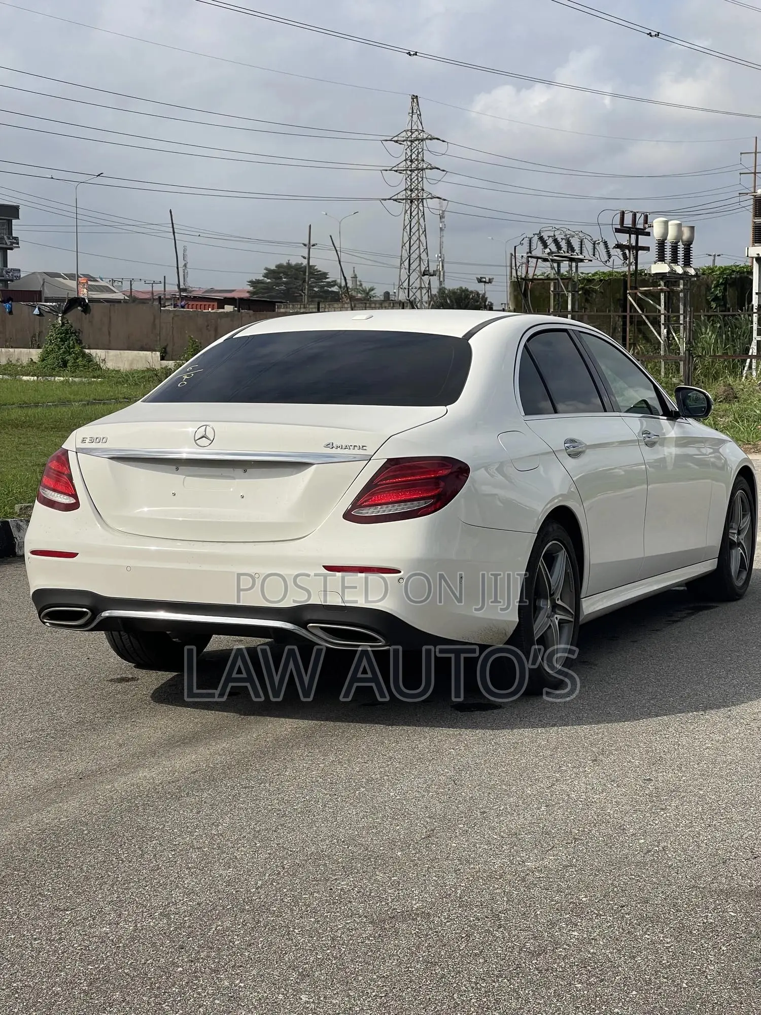 Mercedes-Benz E300 4Matic AWD Sedan (2.0L 4cyl 9A) 2017 White
