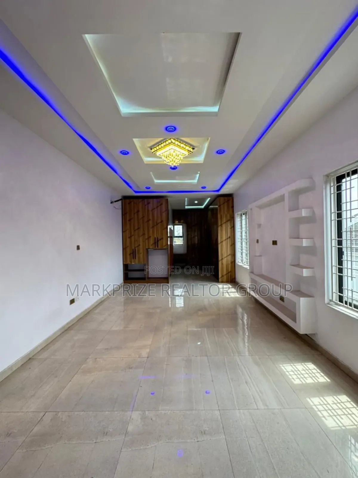 5bdrm Duplex in Omole Phase 1 for sale