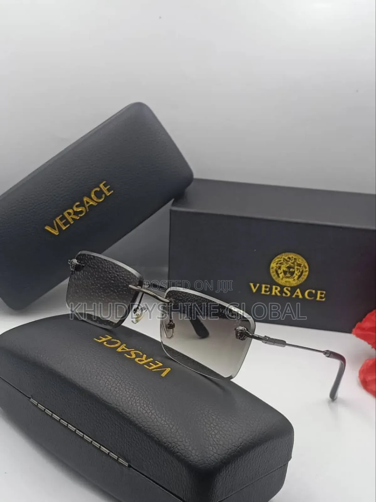 Fully Box Versace