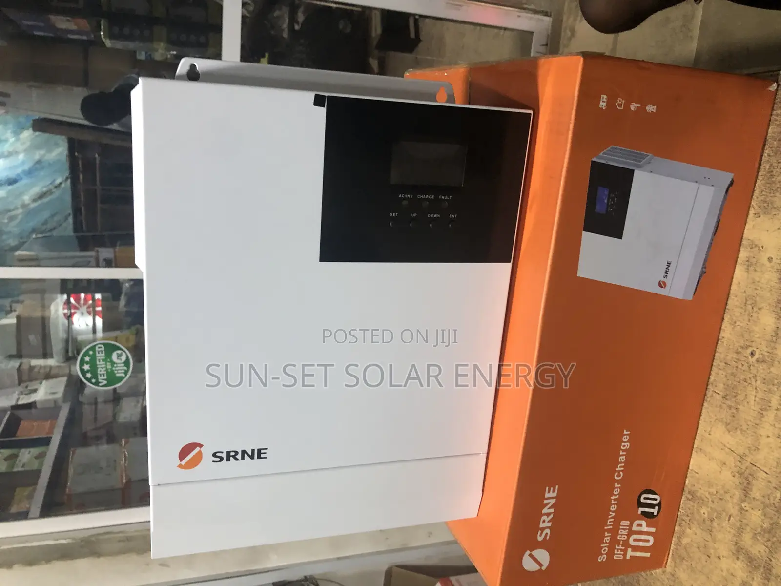 Srne 3.3 Kva 24v 80ah MPPT With 1year Warranty