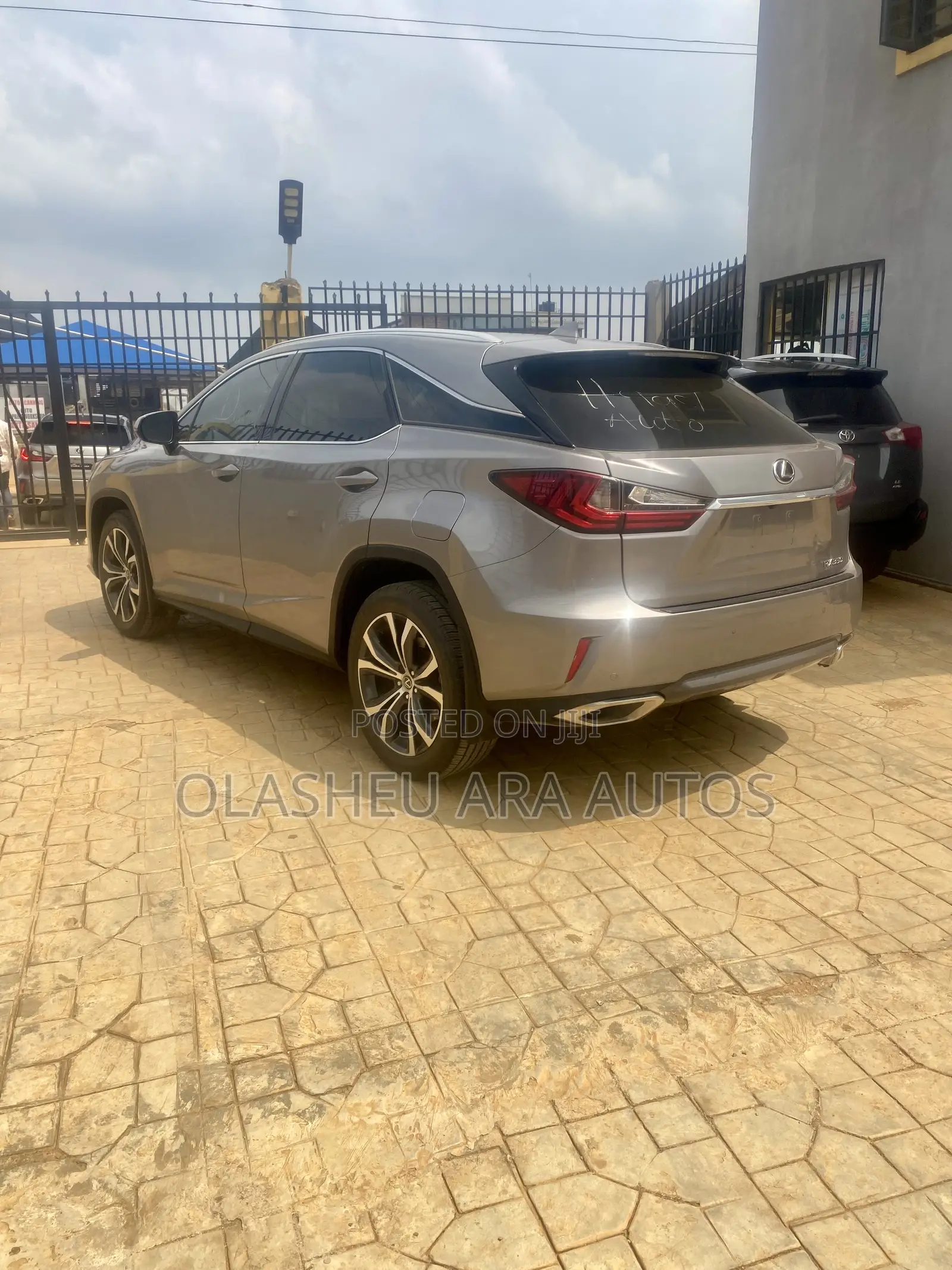 Lexus RX 350 F Sport FWD 2018 Gray