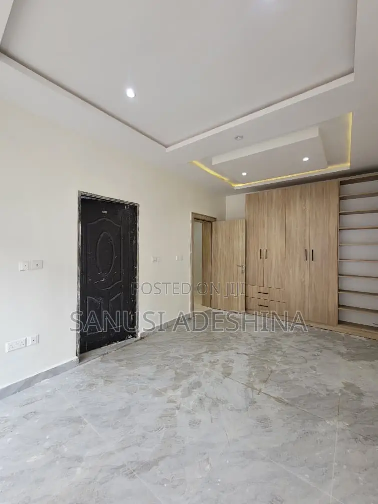 22 Rooms of Hotel at Gwarimpa by 4th Avenue,Fct Abuja Nigerian