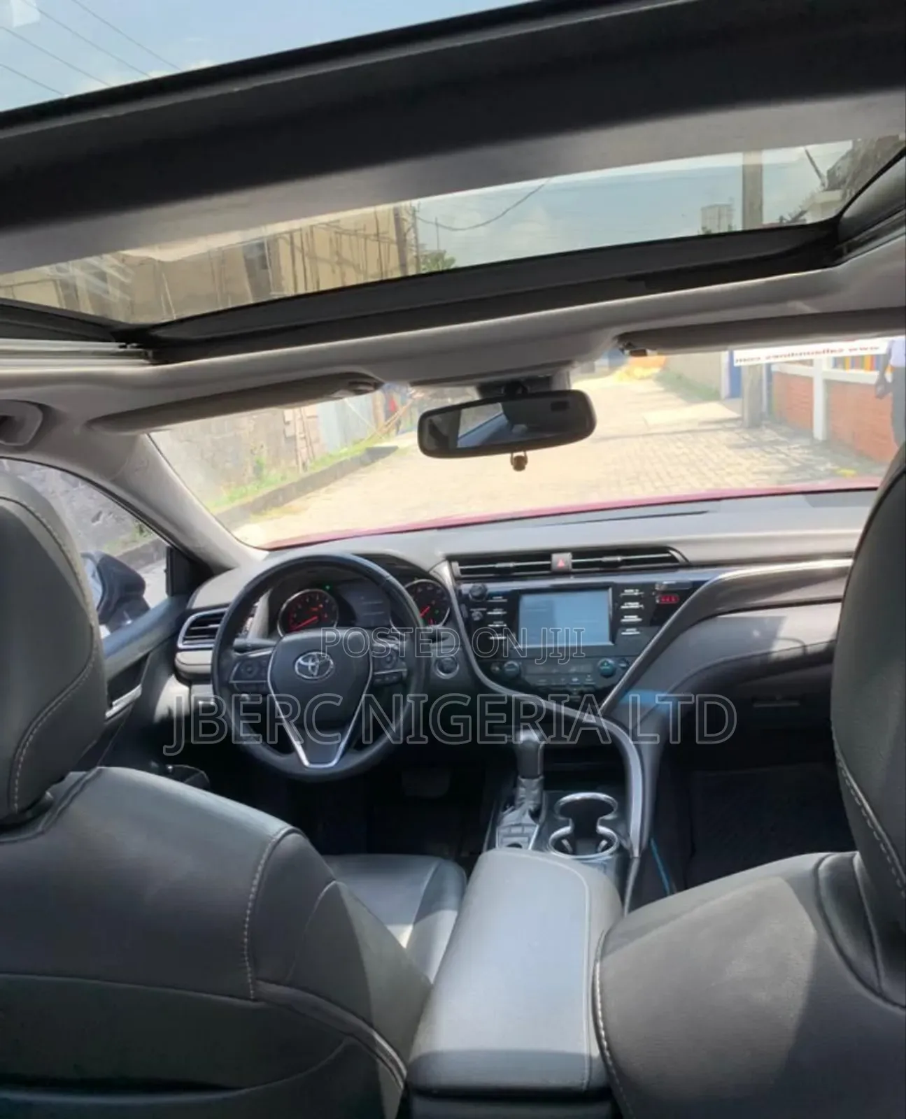 Toyota Camry 2018 Red