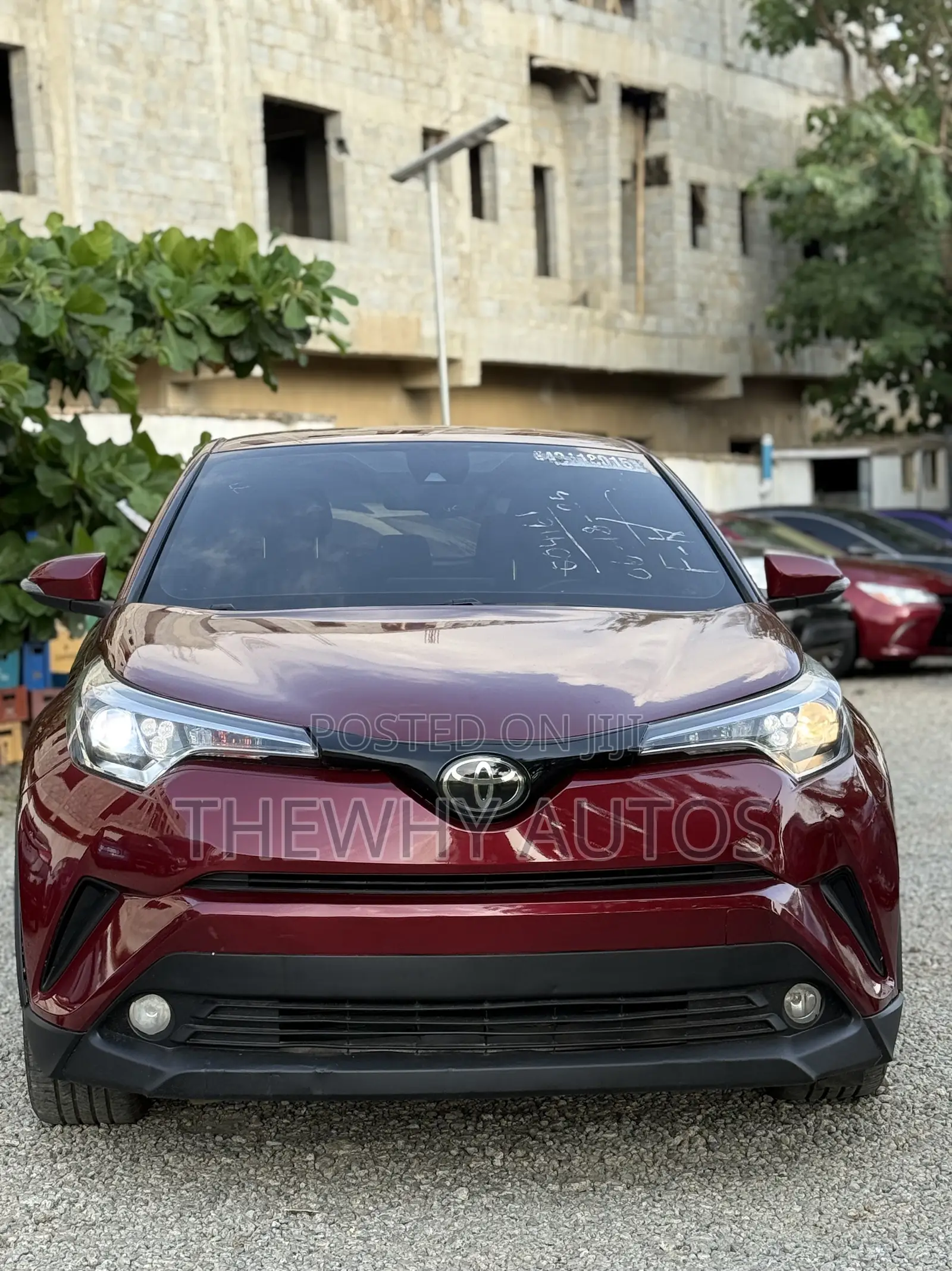Toyota C-HR XLE Prermium FWD (2.0L 4cyl 2AM) 2018 Burgundy