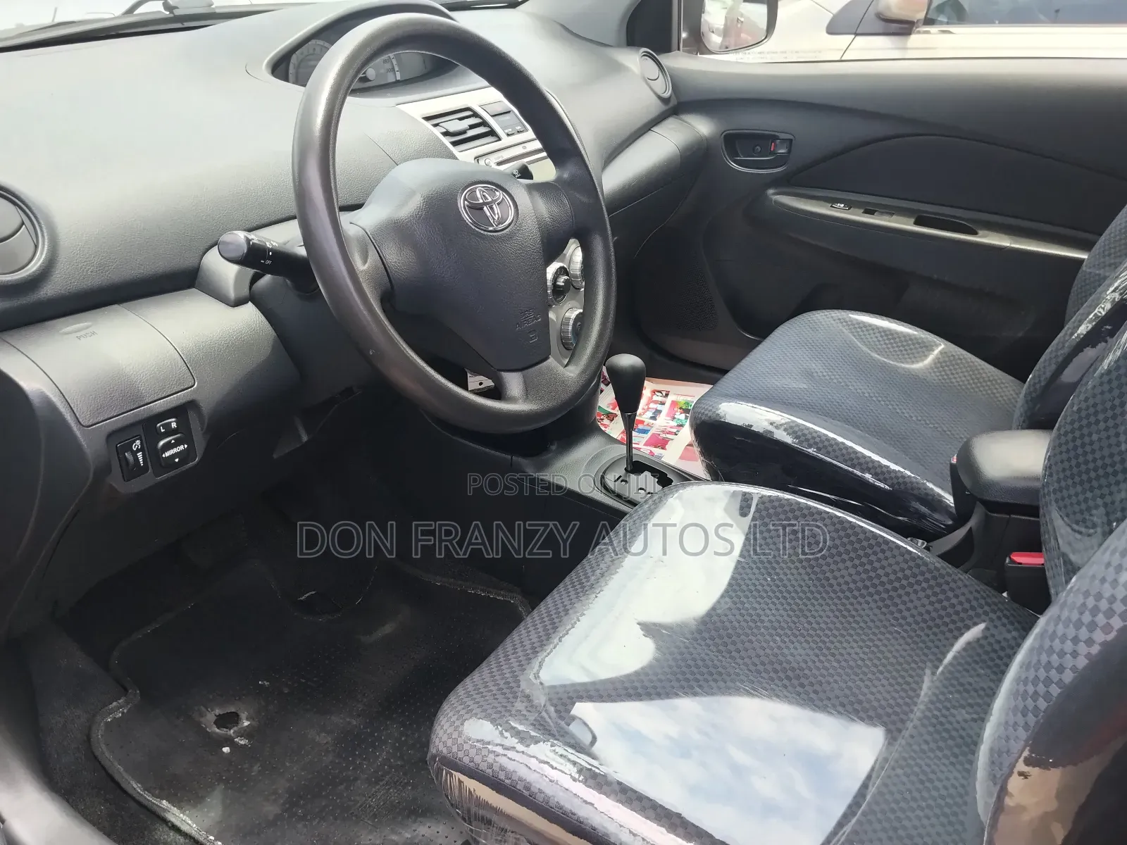 Toyota Yaris 1.5 Sedan 2008 Red
