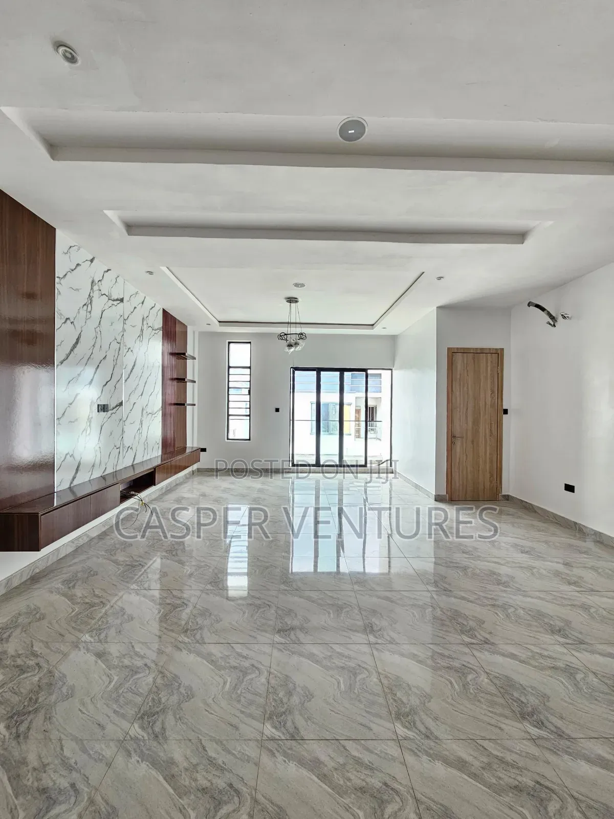 2bdrm Apartment in Lekki County for sale