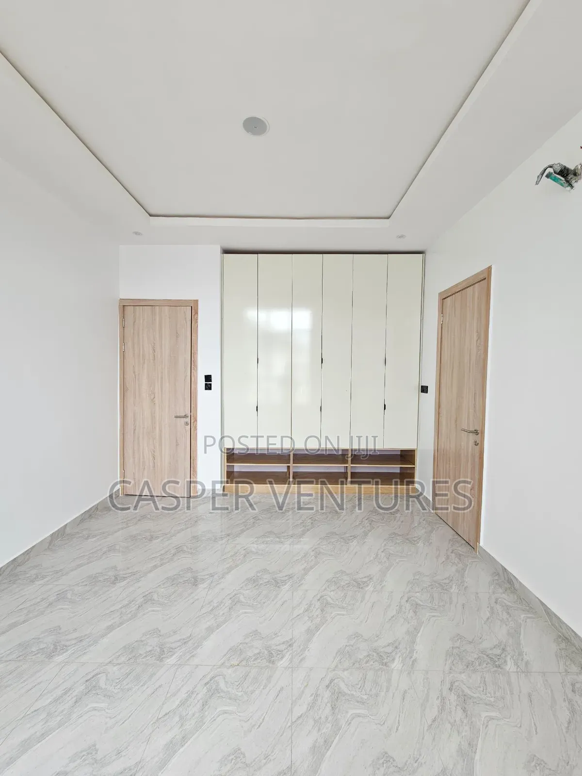 2bdrm Apartment in Lekki County for sale
