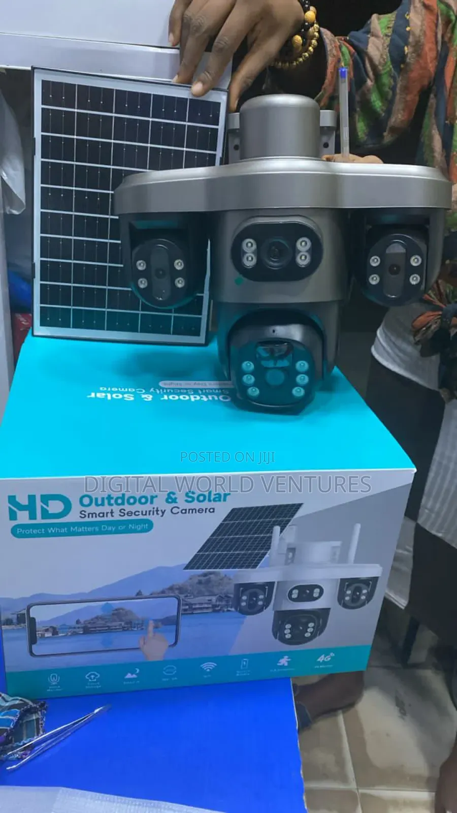 Hd Outdoor Indoor 4g 3lens PTZ Solar Camera