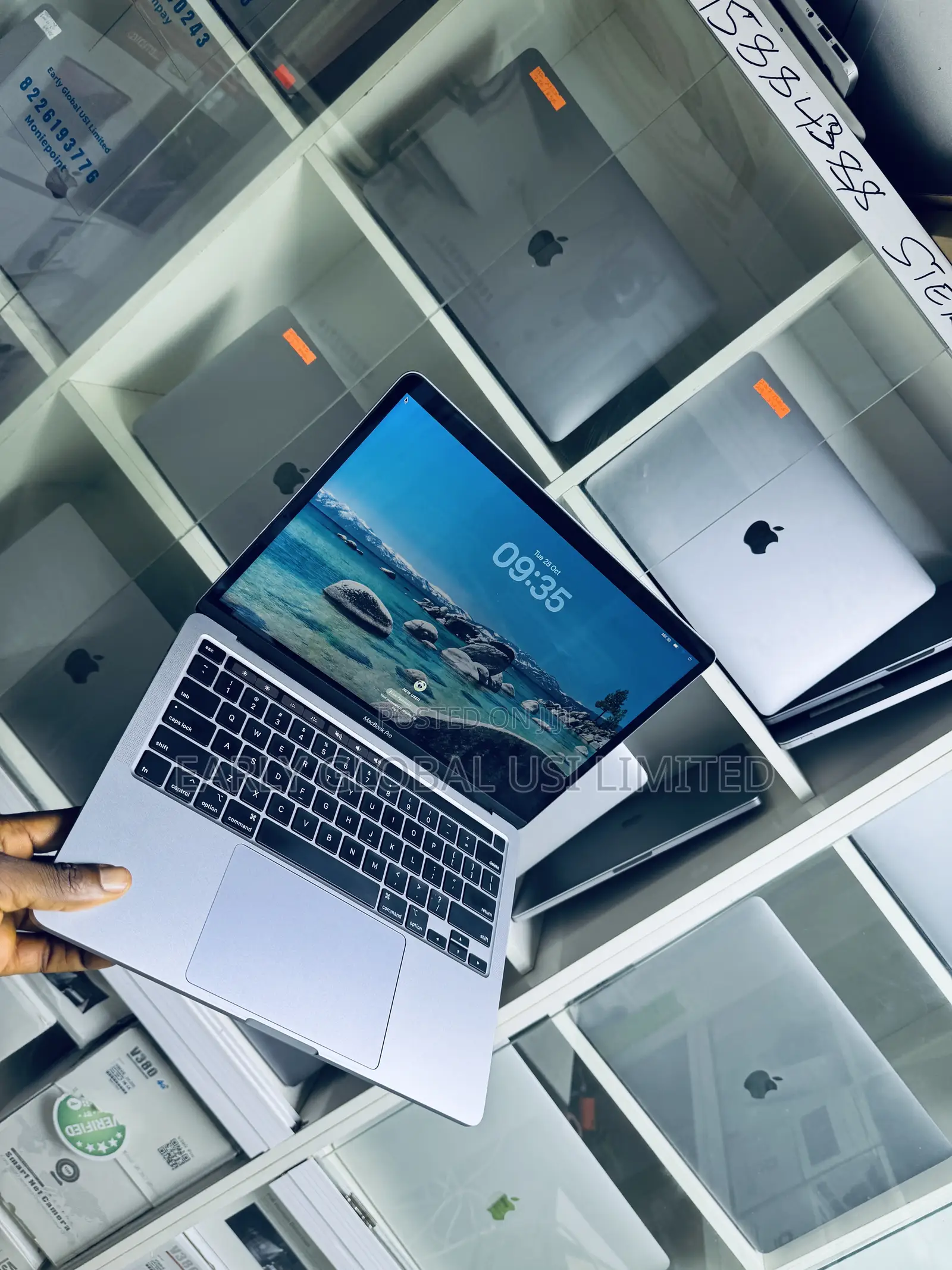 Laptop Apple MacBook Pro 2020 16GB Intel Core I7 SSD 512GB