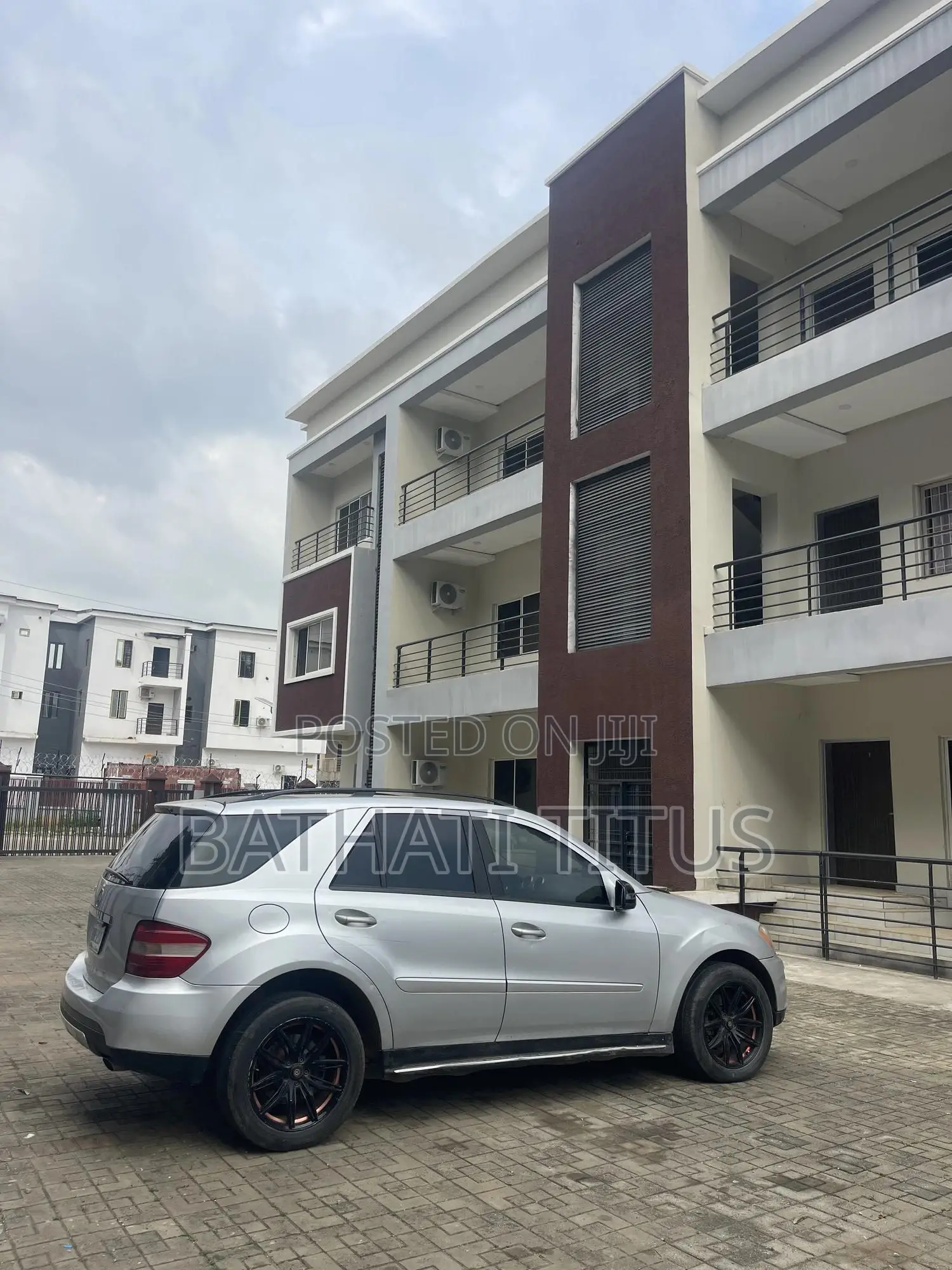 3bdrm Block of Flats in Jahi for rent