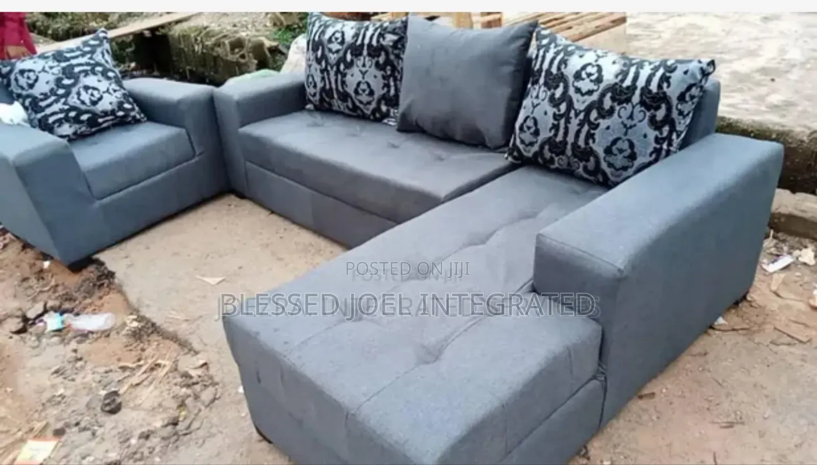 L Shape Chair